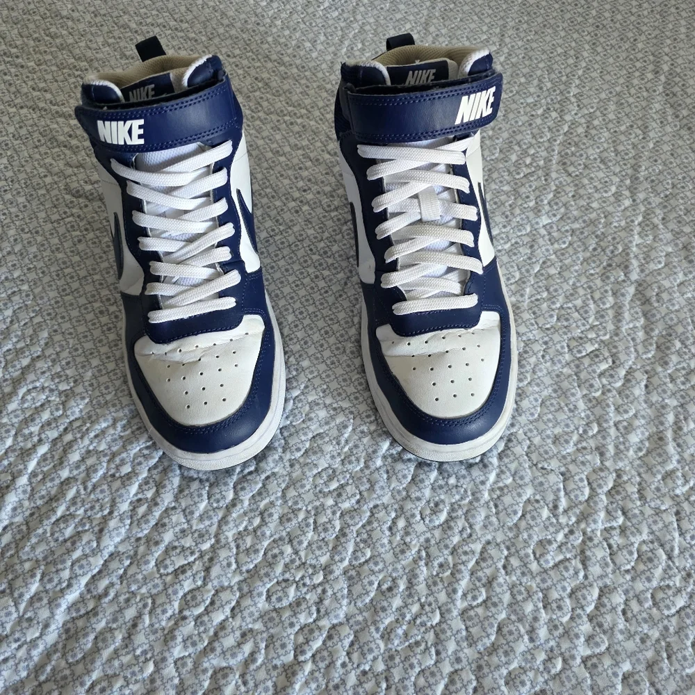 Nike Court Borough Mid 2 Blue & White Big Kids Sneakers Size 7Y